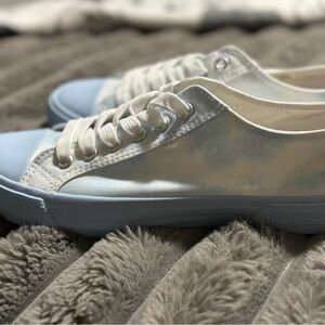 BP Greta Women Sneaker Shoes White/Baby Blue Fabric Lace Up Size 6